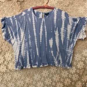 NWT tie die flouncy ruffly top. Super cute💙